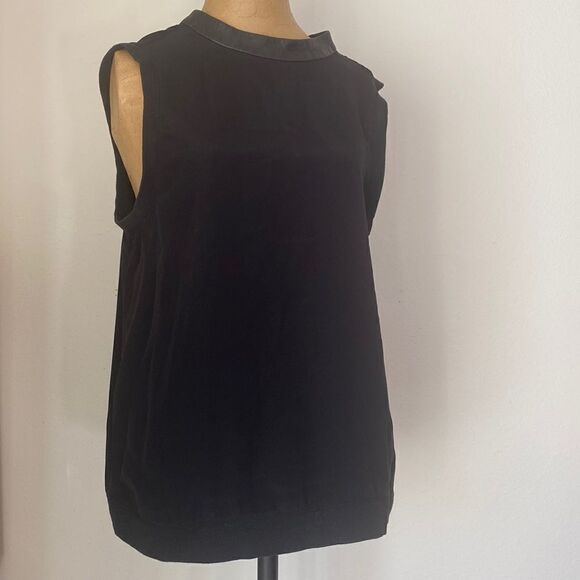 Tibi sz 8 black blouse silk and leather eyelet closure hood pre owned condition - Picture 1 of 7